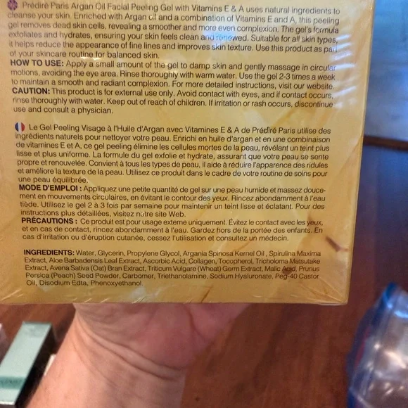 Prédiré Argan Oil Facial Peeling Gel with Vitamins E & A - Gold